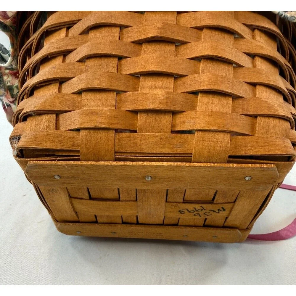 1993 Longaberger Mother's Day Basket w/Floral Liner & Protector 8.5L x 8W x 6H